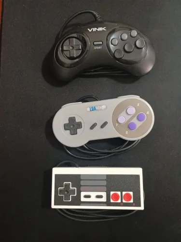 Conjunto controles USB retro (Mega drive, Super Nintendo, NES)