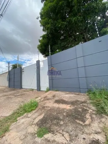 Casa com 4 quarto(s) no bairro Centro Sul em Várzea Grande - MT