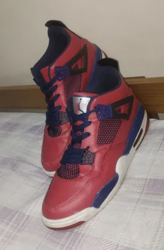 Air Jordan 4