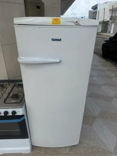 Geladeira Cônsul Pequena 3 meses de Garantia Conservada Oportunidade