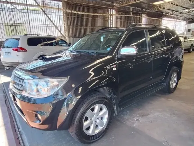 Toyota Hilux SW4 SRV D4-d 4X4 3.0 TDI Dies. AUT 2009
