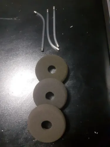 Esponja e tubo de Voz