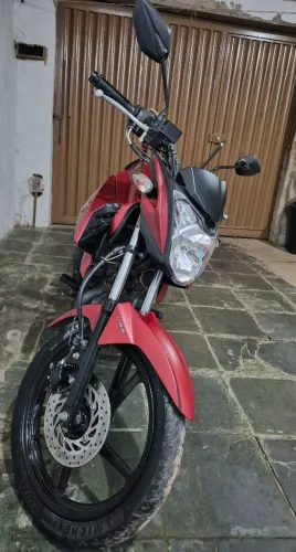 Yamaha Fazer 150 UBS BlueFlex - Vermelho Fosco - 2022/2023