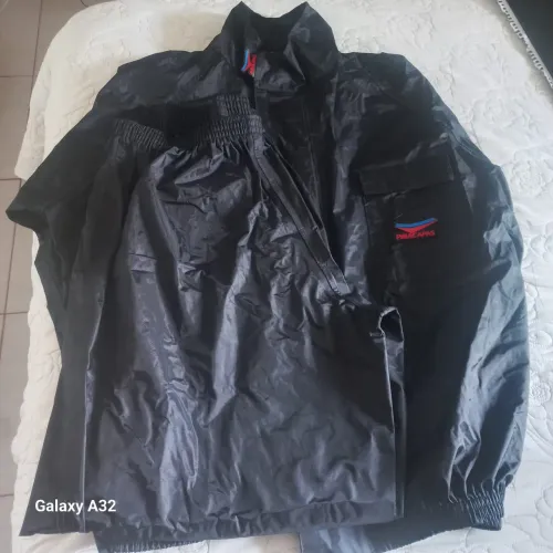 Vende-se Capa de chuva PVC motoqueiro piracapas conforto