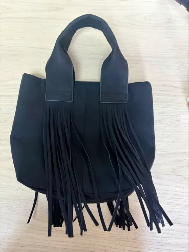 Bolsa franja H&M preta