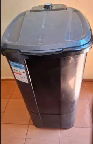 Tanquinho newmaq 10kg lavagem semiautomática usado,em ótimo estado