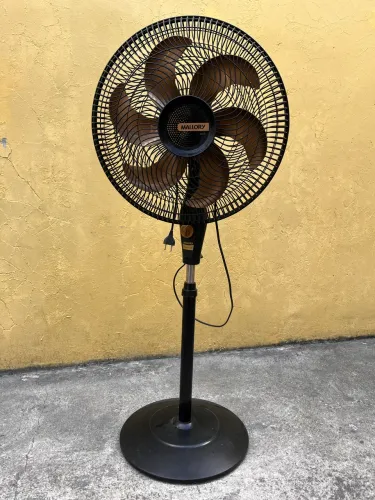 Ventilador de coluna Mallory Delfos TS gold - 3 velocidades