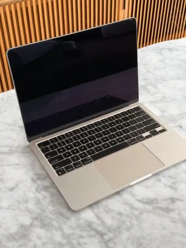MacBook Air M2 16GB RAM 256GB SSD | Garantia até 2027 | 13,6" Retina