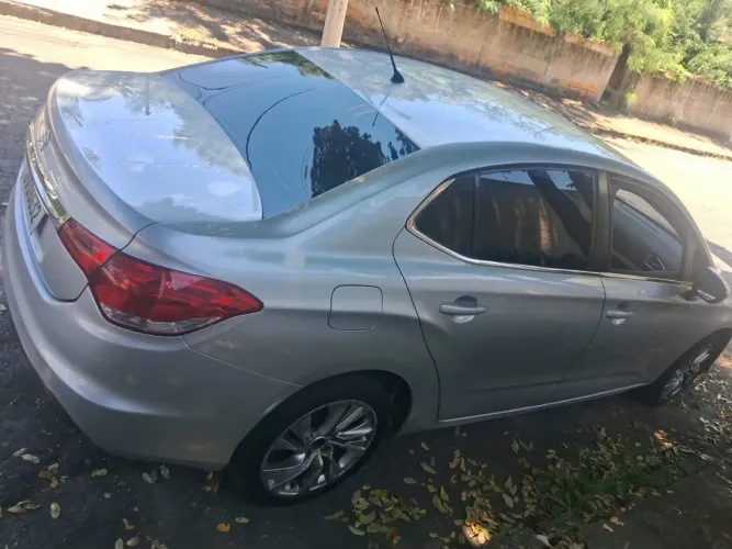 Citroen C4 Lounge Tendance 2.0 Flex 4P Aut. 2014