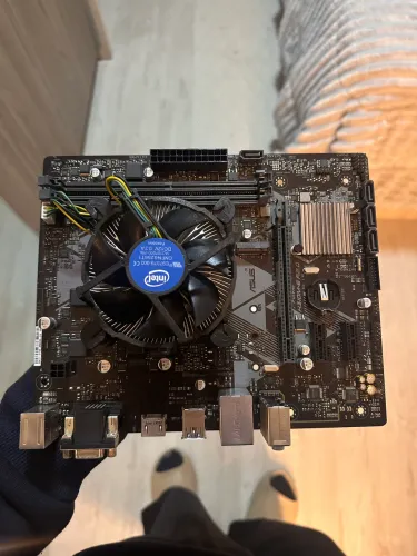 Kit Básico Intel Core i3 8100 + Placa Mãe Asus Prime H310M-E R2.0 + Cooler