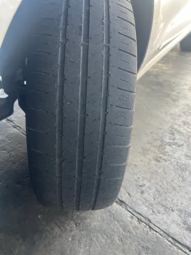 Vendo pneu 16 55 205