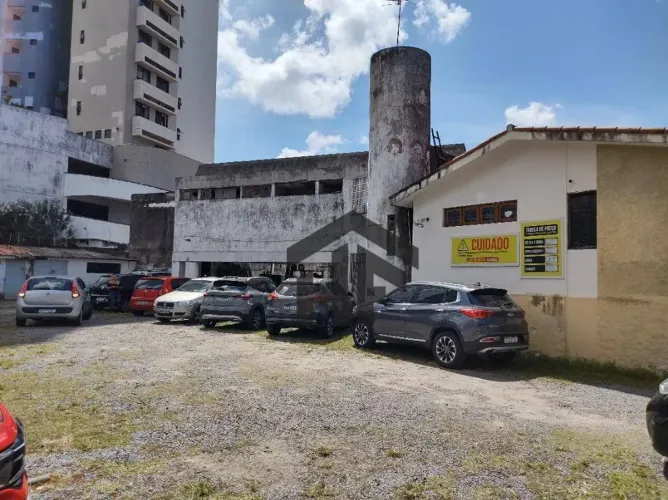 Casa de 889m² à venda, com Estacionamento, localizado na Ilha do Leite, Recife - Pernambuc