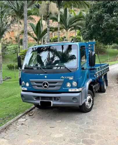 ACCELO 915 2012 (entrada 25 mil)