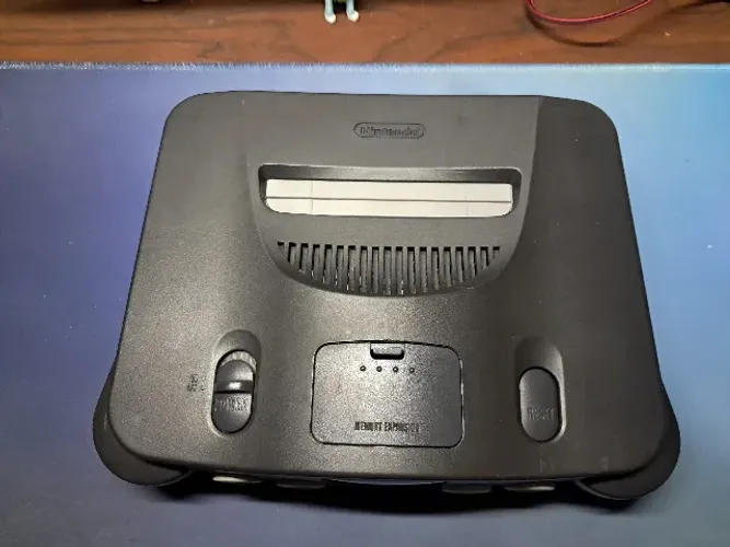 Nintendo 64 para reparo ou aproveitar peças