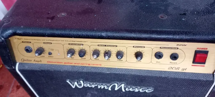 Amplificador Warm Músic gt208 60 rms