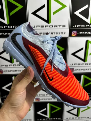 Chuteira Nike Phantom society