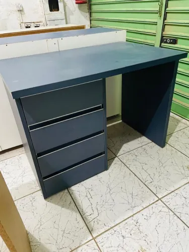 Mesinha de escritório