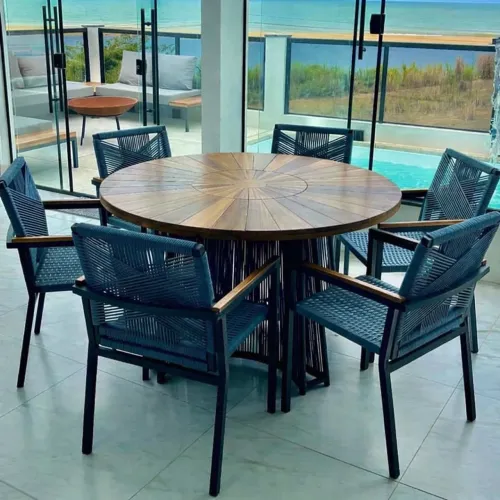 Mesa redonda com 6 cadeiras em fibra sintética 