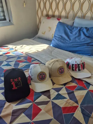 Vendo ou Troco, bonés Originais do São Paulo!!!