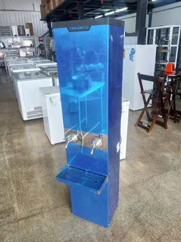 Bebedouro Industrial Inox 50L 2 Torneiras Venâncio