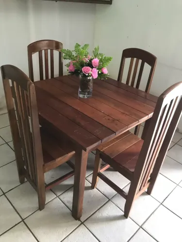 Conjunto de Mesa pau d?arco