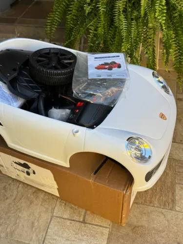 Carro Elétrico Infantil