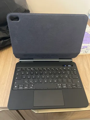 Teclado para ipad Bluetooth Sem Fio comprado em fevereiro por 389,00
