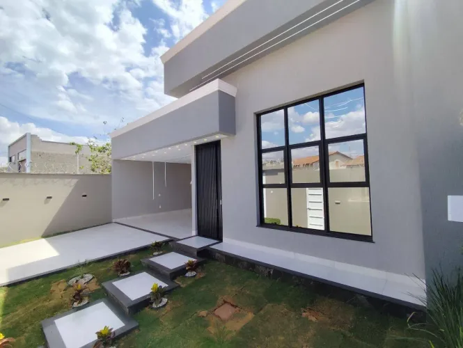 Casa Térrea 3 Suítes - Faiçalville - Piscina Aquecida e Ponto Carro Elétrico