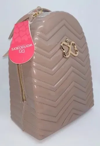 Bolsa infantil estilo mochila para passeio.