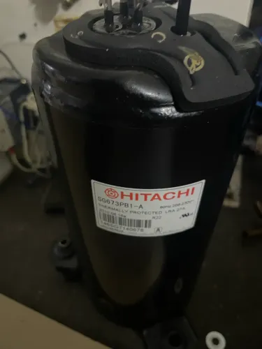 Compressor r22, 12 mil btus, Hitachi.
