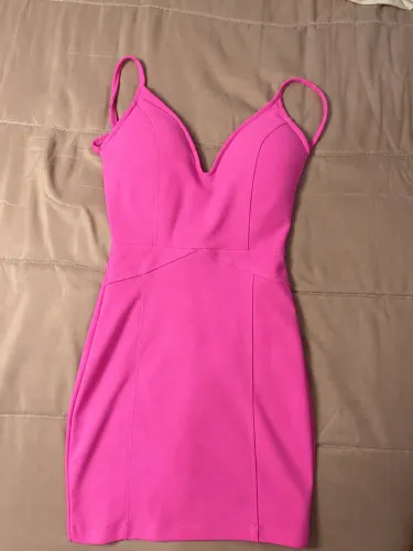 VESTIDO ROSA