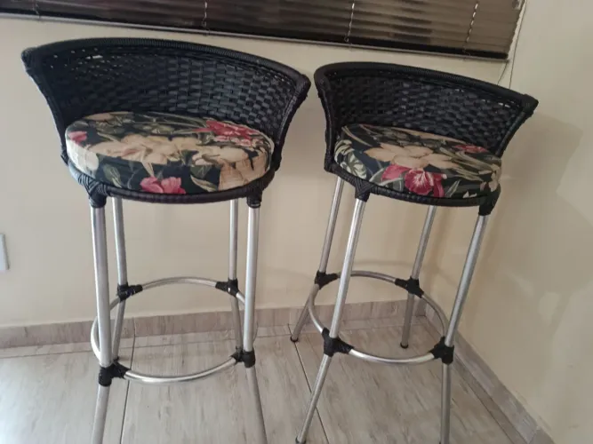Banqueta alta florida