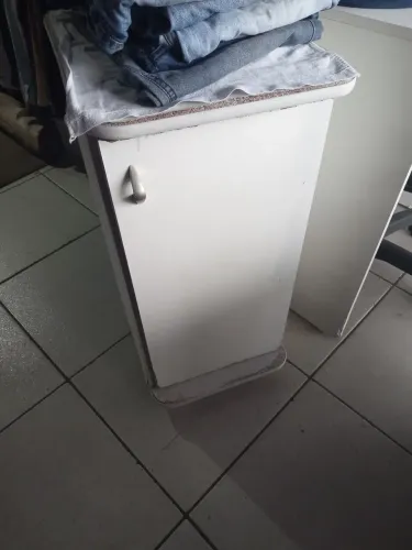Armário multiuso
