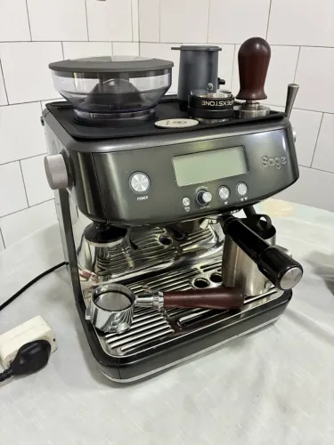 Cafeteira Breville Barista Pro (SAGE)