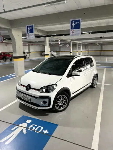 Volkswagen Up! Cross 1.0 TSI Total Flex 12V 5P 2018