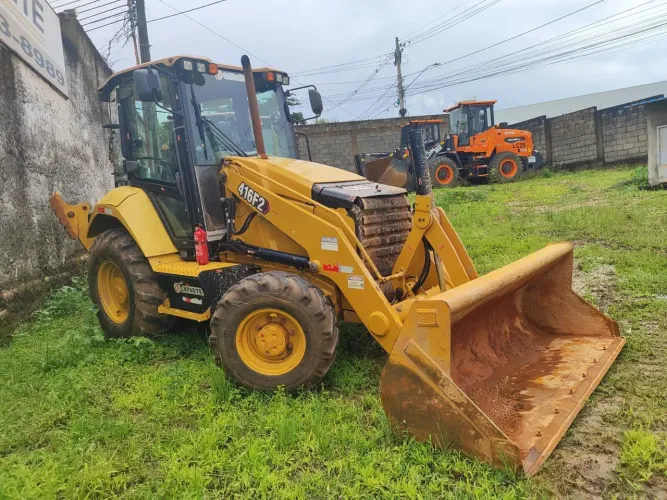 Retroescavadeira Caterpillar 416 F2 - Ano 2021