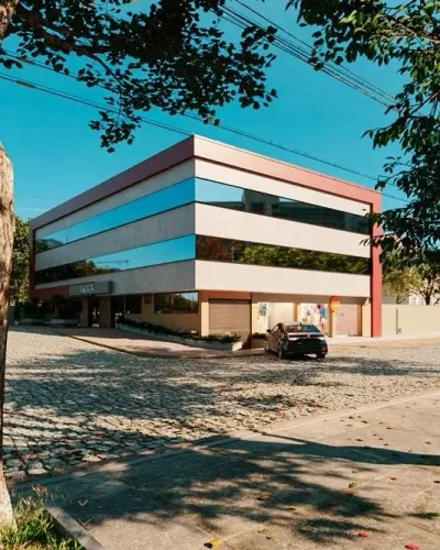 Prédio comercial em Nova Friburgo
