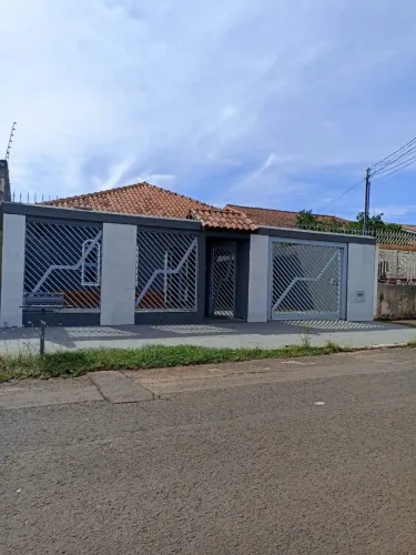 Vende-se Leblon
