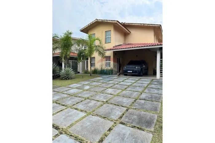 Casa dos Sonhos em Manaus: Ótima Oportunidade!