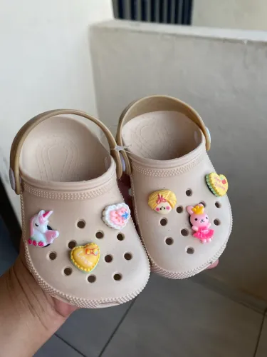 CROCS INFANTIL NOVA