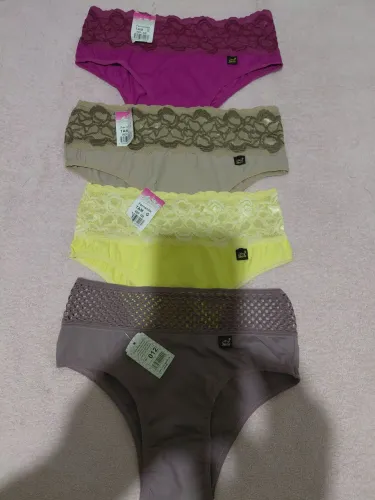Vende-se calcinha feminino tamanho g grande R$ 20 reais cada