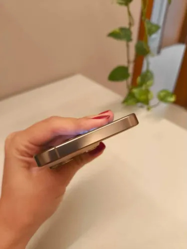 iPhone 16 pro 256gb