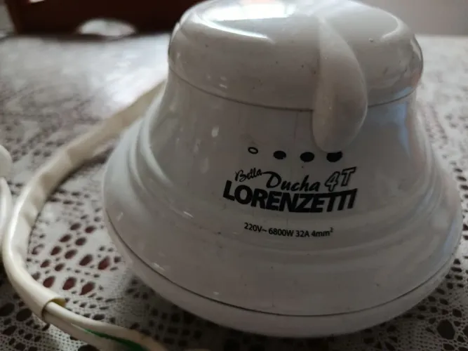 Vendo um chuveiro da Lorenzetti Bella ducha 4T.