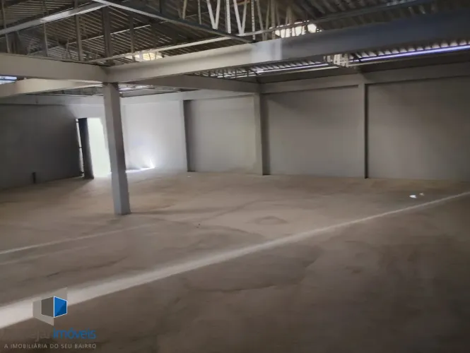 Pavilhão comercial para locação no bairro Santana, em Porto Alegre, com aproximadamente 35