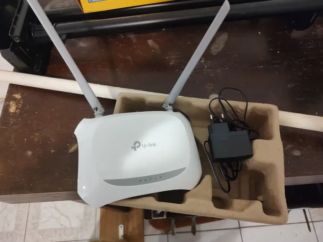 Roteador Wireless 300mbps Tp-link Tl-wr 840n 2 antenas Wifi