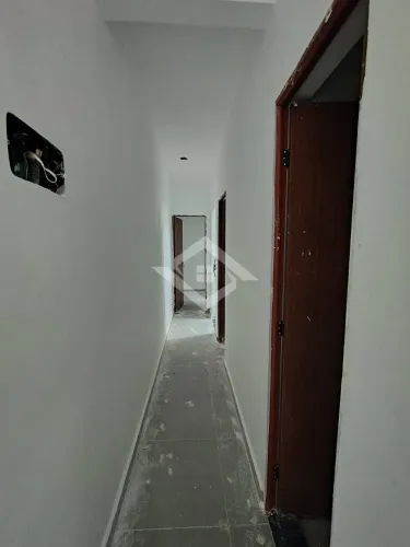 Casa 2 Quartos à Venda com Entrada Independente em Trindade