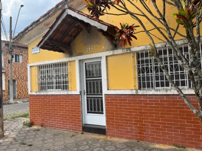 Vendo casa no bairro Cabelinha