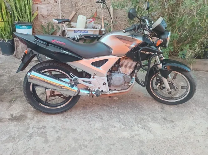 Moto 250 twiste