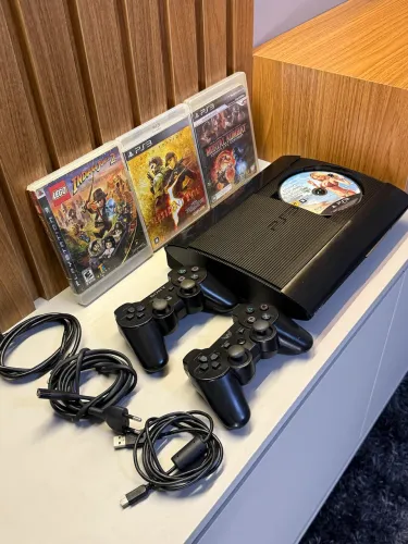 Play Station 3 Super slim Ps3