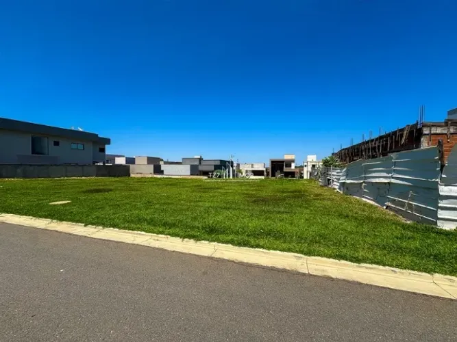 Lote Jardins Bolonha - Lote Plano com 300,00 m²- Entrada em R$ 24.750,00 - Qd 25